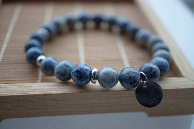 dumortjeriit käevõru poolvääriskividest käevõru durmortjeriit