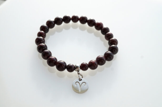 granaadist käevõru jääradele tähtkuju ehted jäär