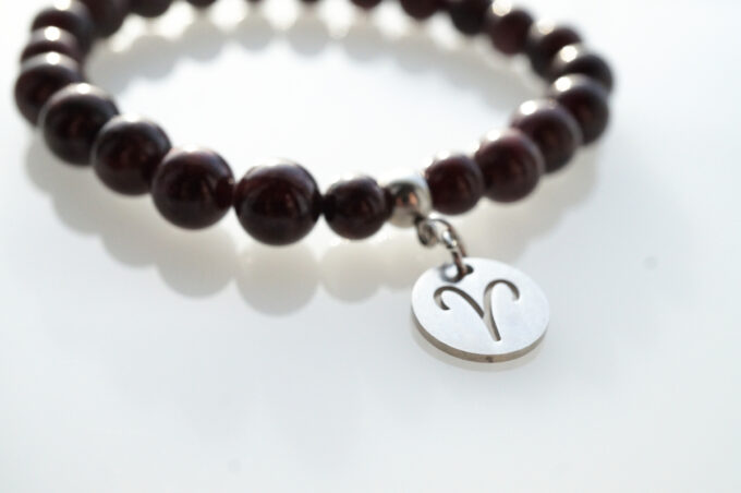 granaat käevõru poolvääriskivist käevõru naistele