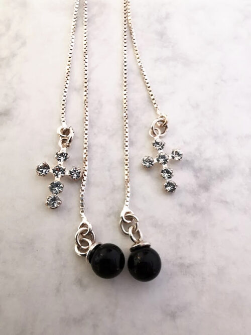 hõbekõrvarõngad oonüksiga