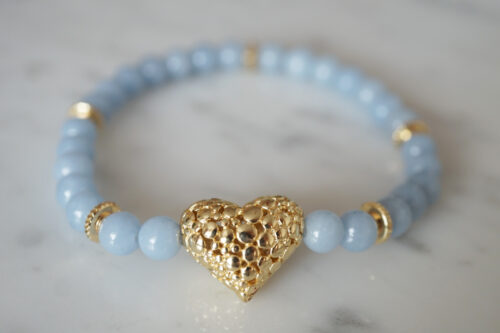 helesinine käevõru poolvääriskividest kullast südamega käevõru